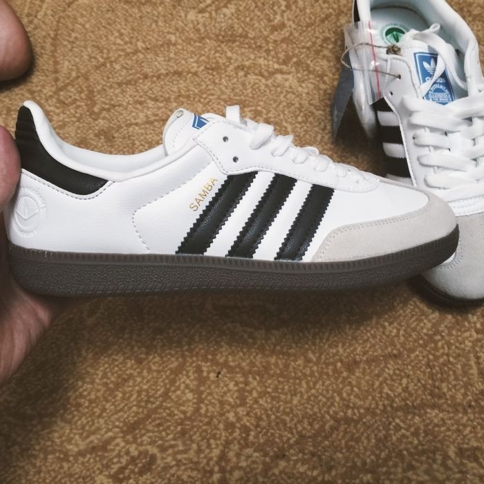 Adidas Samba unisex продается