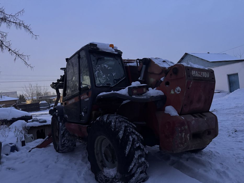 Продам телескопический погрузчик Маниту
