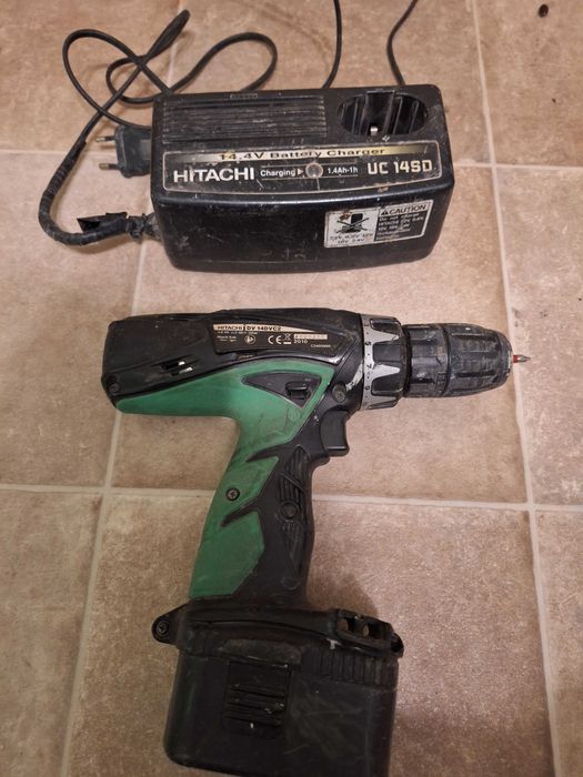 Винтоверт Hitachi Koki