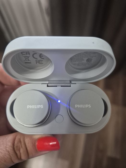 Casti Philips cu bluetooth