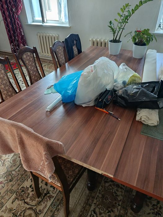 Стол, стульчиктер сатылады