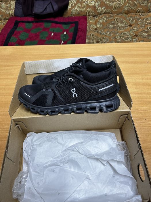ON Cloud 6 Black/Black