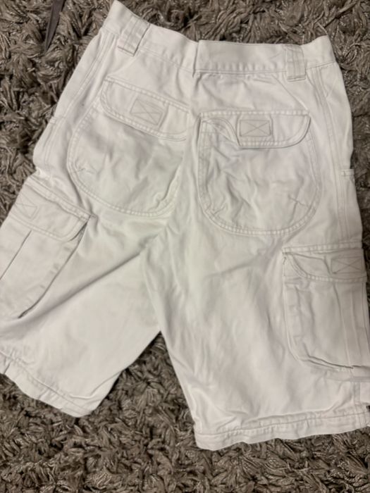 Blugi scurti Fishbone