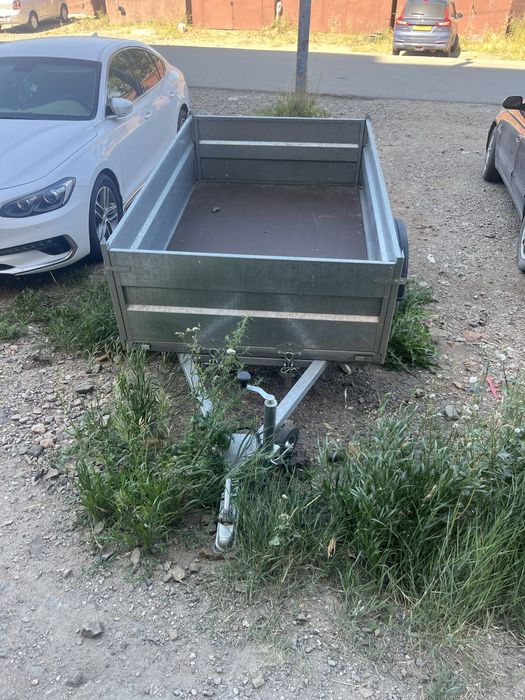 Продам прицем новый