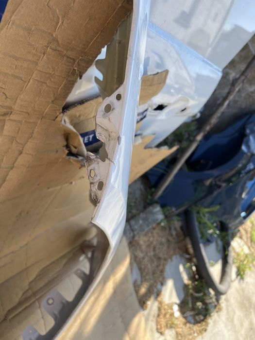 Mercedes Benz CLA 2020 ляв калник