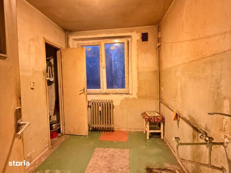 Apartament 3 camere cu balcon în Titan, 64mp