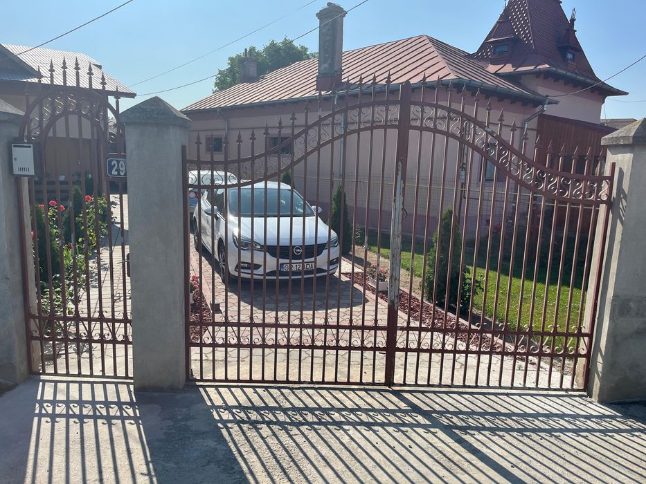 Gard din teava rectangulară