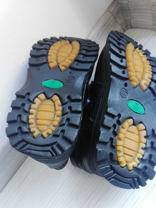 Детски боти от естествена кожа