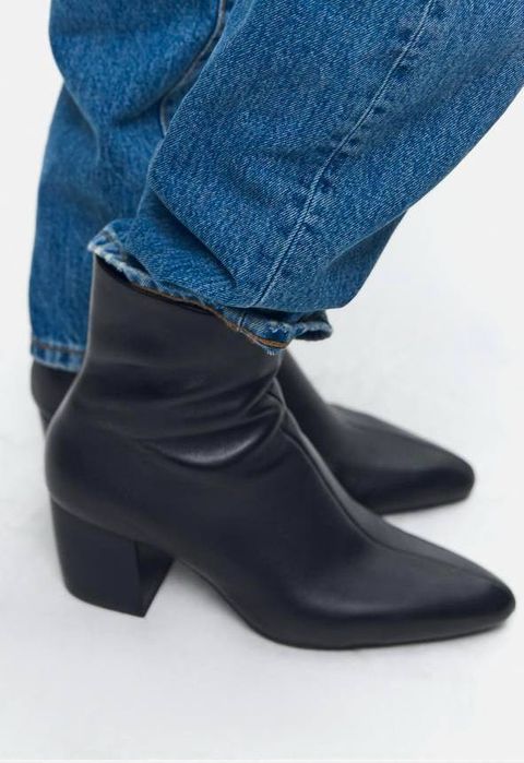 Кожаные ботинки ZARA