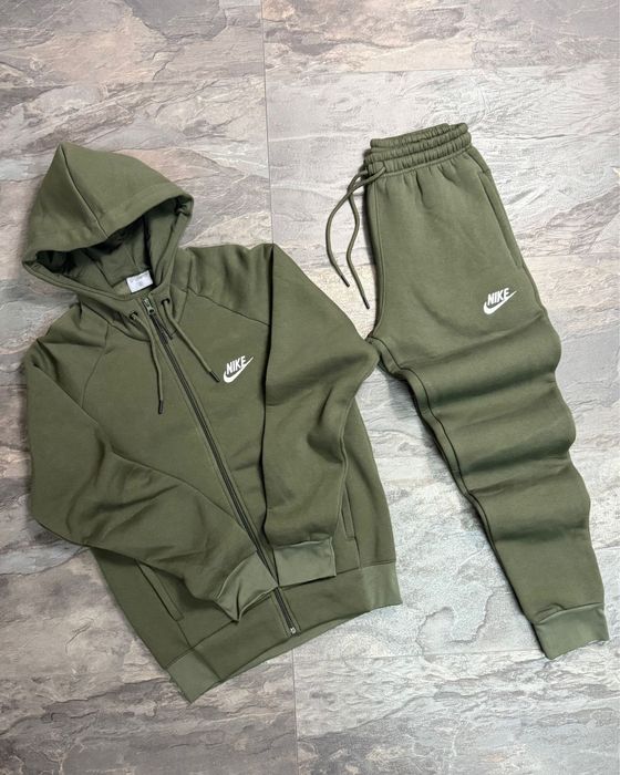 Мъжки екипи Nike