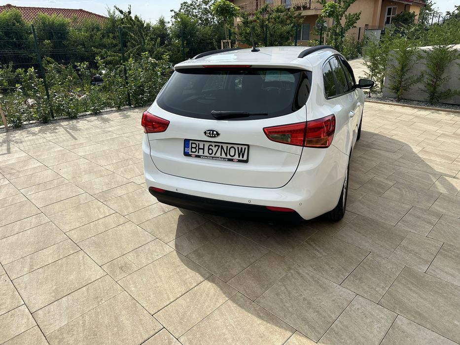 KIA Ceed 2015 — imagine 3