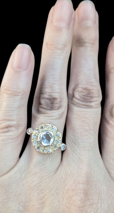 Inel aur 18k si diamante  cu certificat gemologic