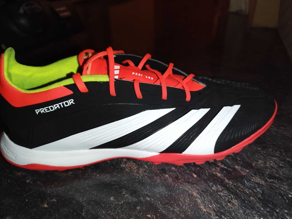 професионални стоножки Adidas Predator Elite TF | Като НОВИ + Кутия | 42 2/3