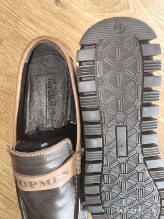 Продаются мужские туфли