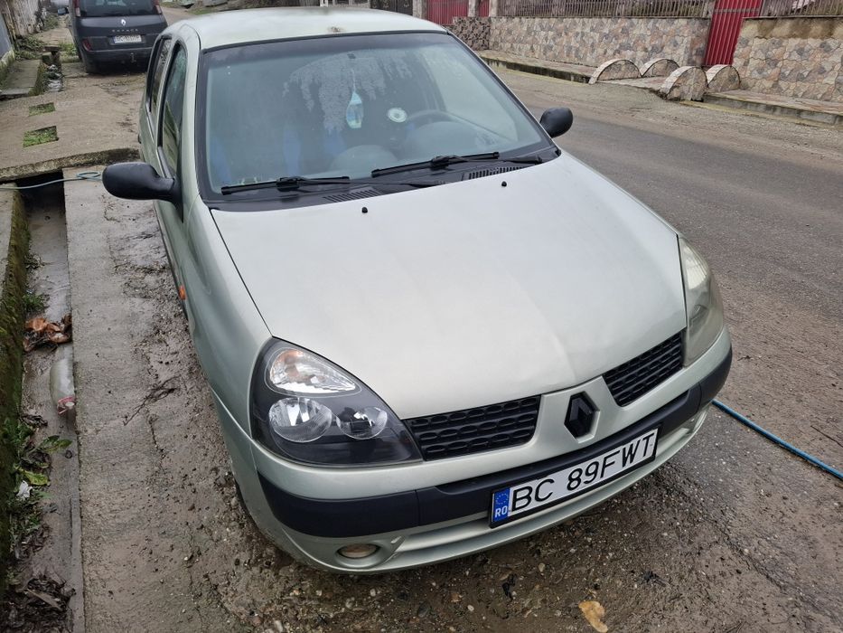 RENAULT Clio 2004 — imagine 5