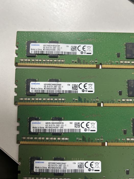 ОЗУ Samsung DDR4 - 2400 4GB
