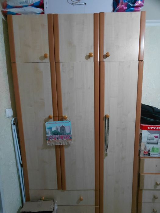 Шифонер и комод в комплекте