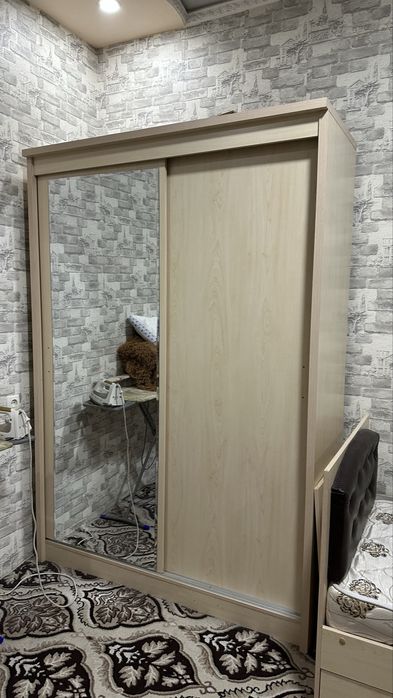 Комплект мебель сотилади 1 кишилик