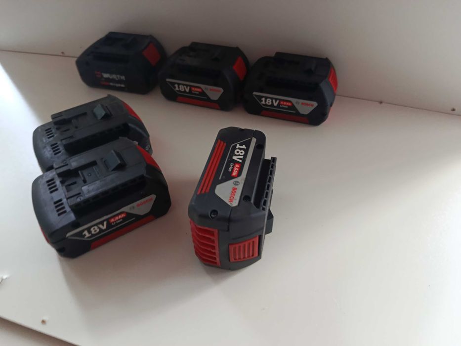 BOSCH 4.0Ah 18V acumulator baterie sursa autofiletanta bormasina