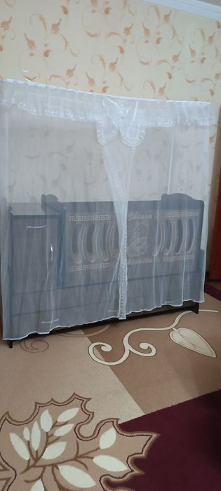 Kravat shkafi bilan