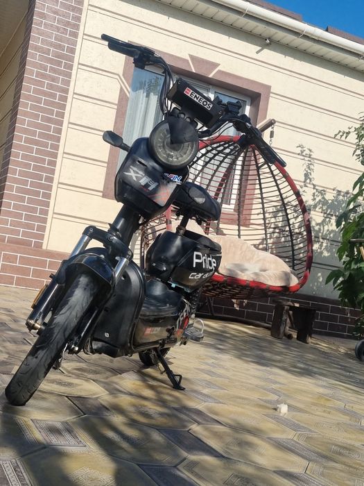 Продаётся электроскутер буу