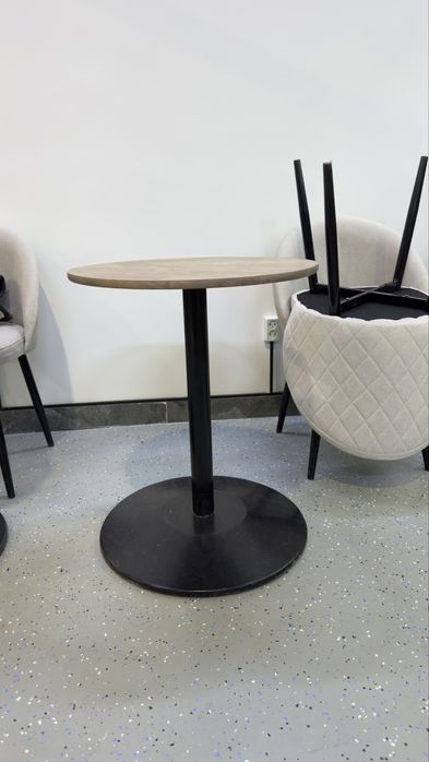 Продам круглые столы