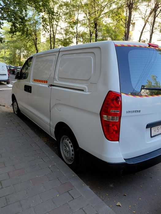Hyundai H1 2012 180km