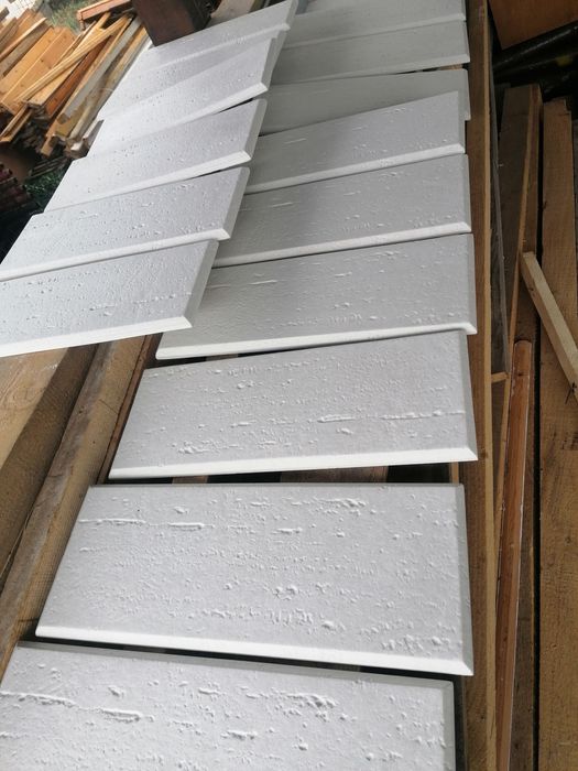 Vând și montez piatra decorativa