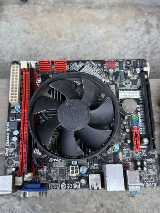 Жестки диск 500GB , ССД240 GB кулер материнка и БП 550WT