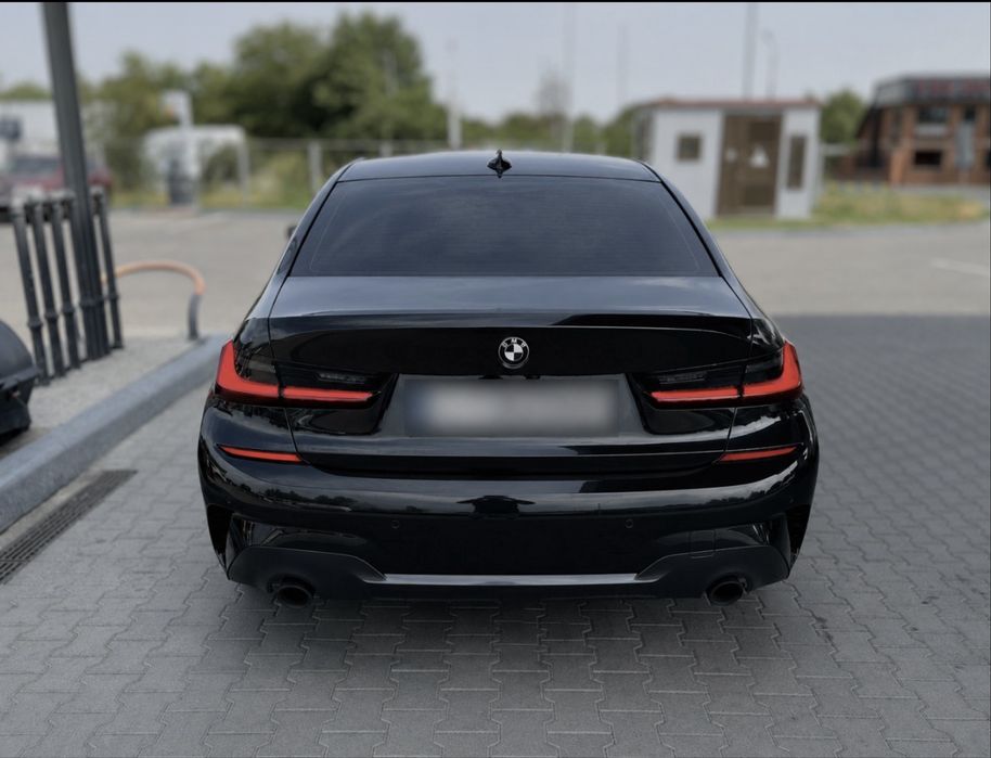BMW Seria 3 320d xDrive M Paket Black Edition – 190 CP – 2019