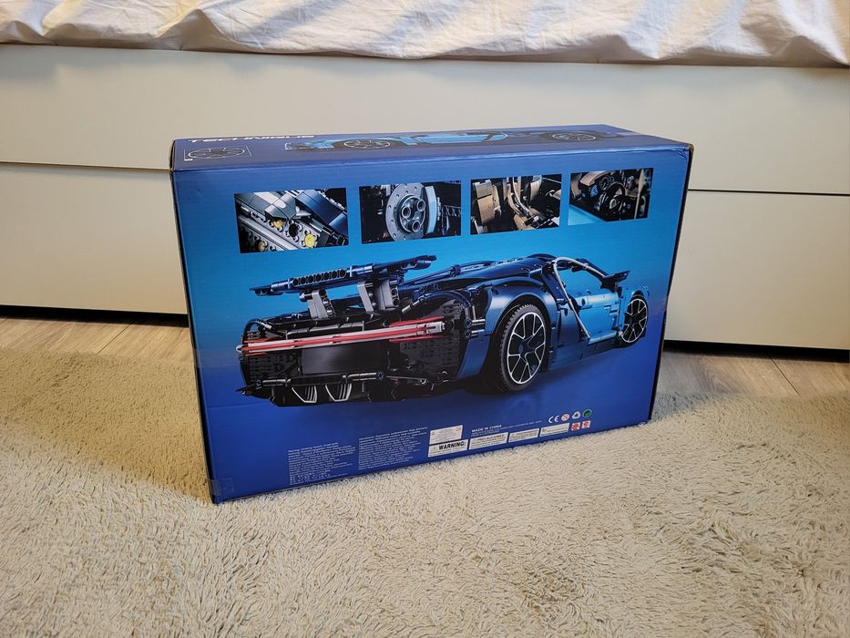 Set tip LEGO, Bugatti Chiron