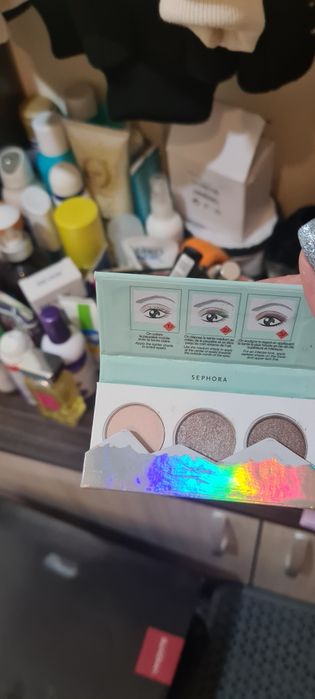 Лосиони, душ гелове,шамоани и пяни за коса