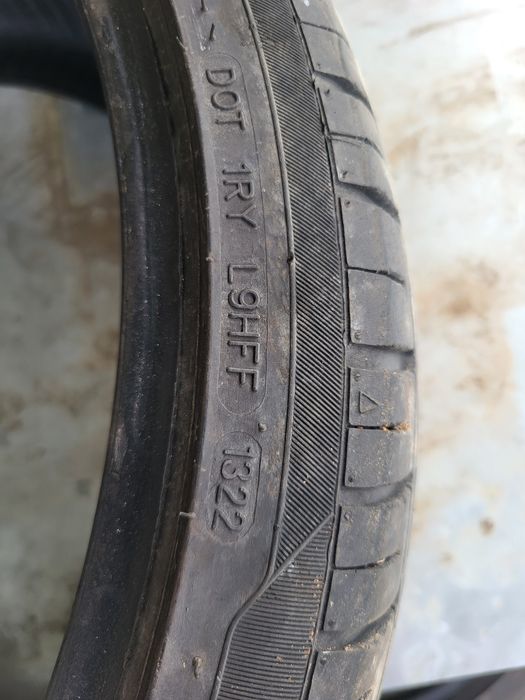 Летни  гуми 225/35/19