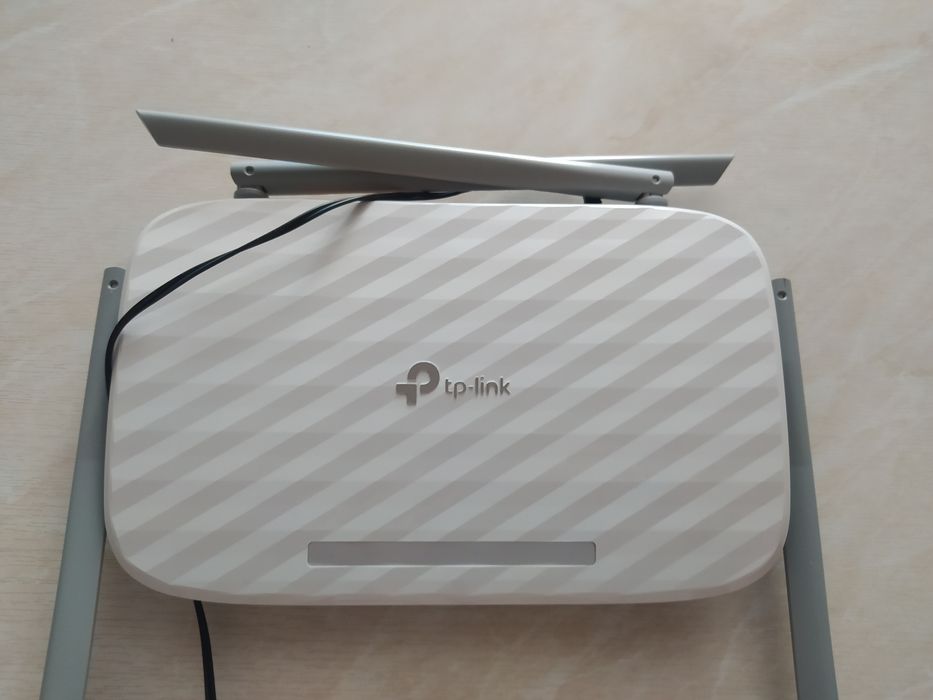 Продам Wi-Fi роутер TP-Link Archer C50 (AC1200), версия V4.20.