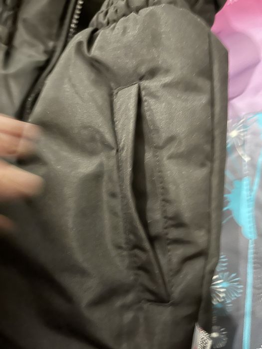 Продам комбинезон для девочку новая