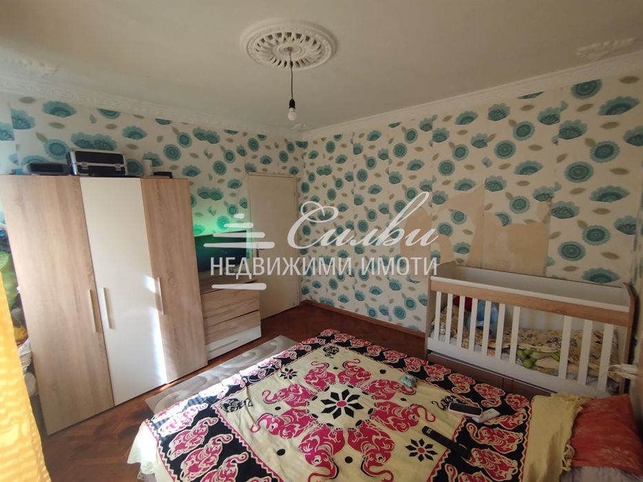 Продава се Тристаен апартамент в Шумен, Тракия - 84 кв.м за 1093 €/кв.м - Снимка #6