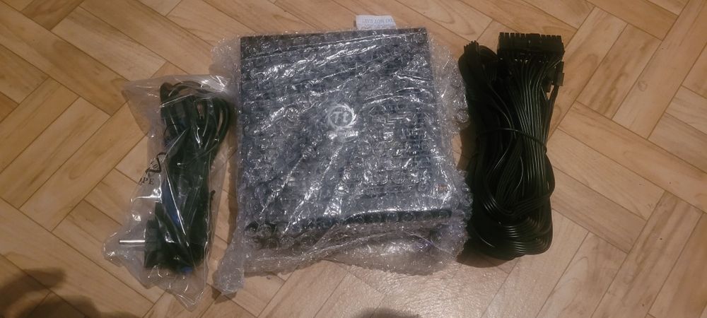 Блок питания 550w Thermaltake