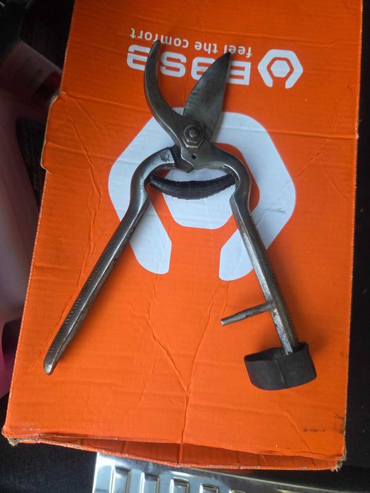 KUNDE-лозарска ножица