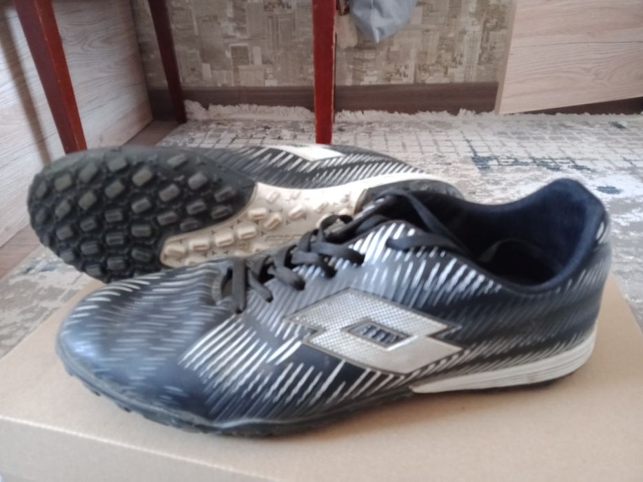 Продается сороконожка, размер 42