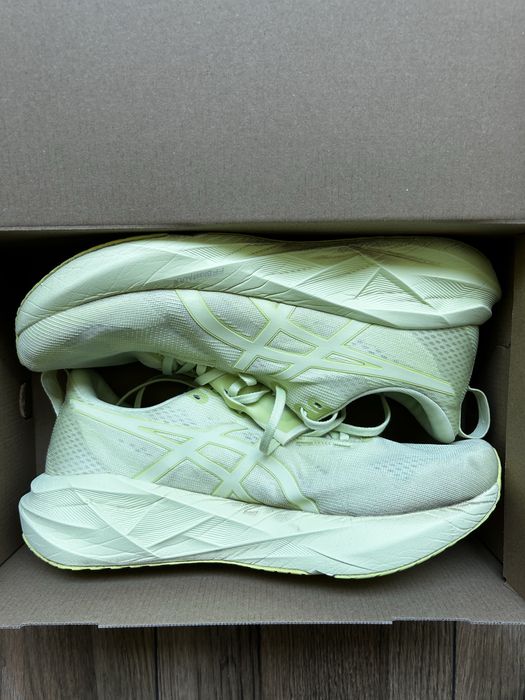 Asics Novablast 5 - 46 номер