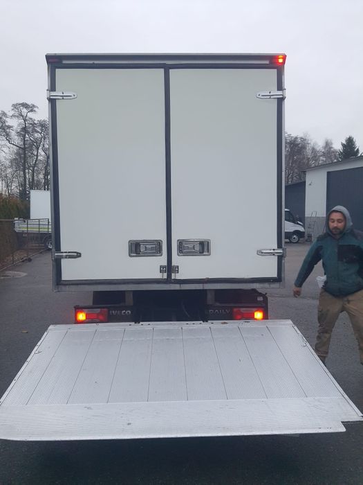 Iveco 35c15, frigorific 8 paleți lift 750 kg