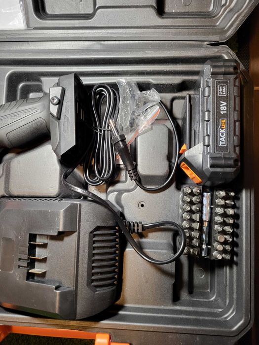 Bormasina cu percutie TackLife Noua