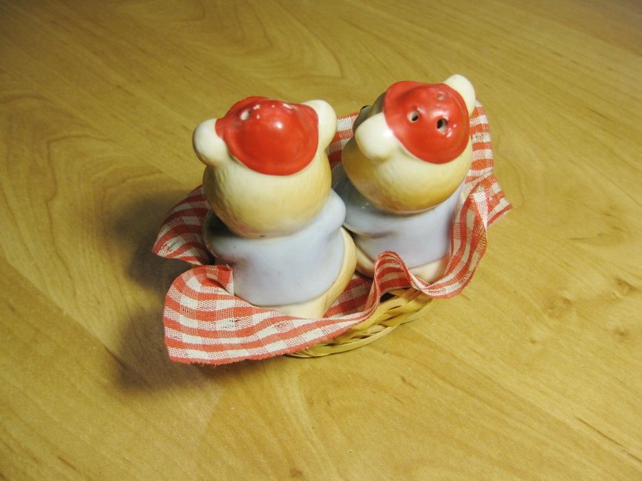 Мишки - оригинальные солонка и перечница.