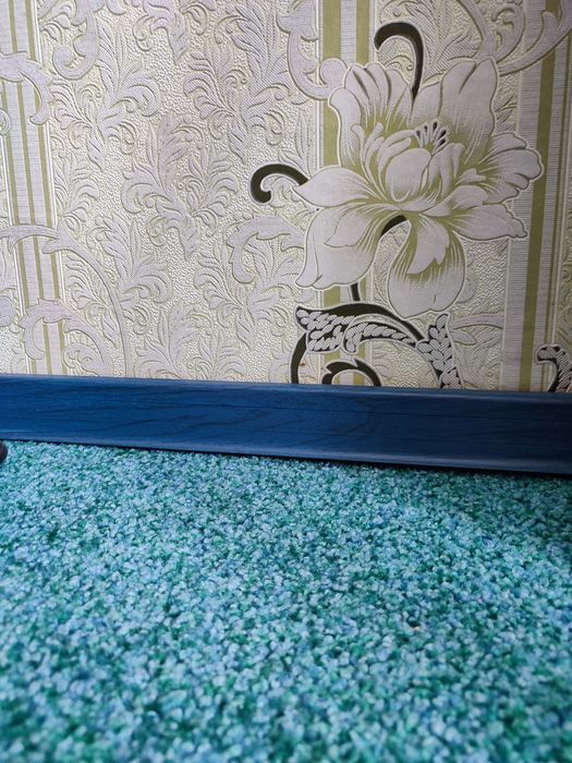 Новые плинтуса  2,5 х 6см