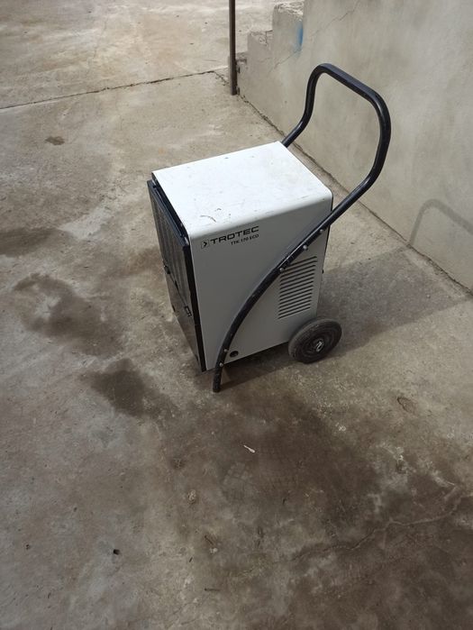 Dezumidificator industrial citeste anuntul