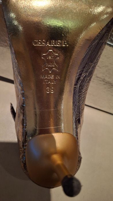 Cesare Paciotti   дамски обувки на ток