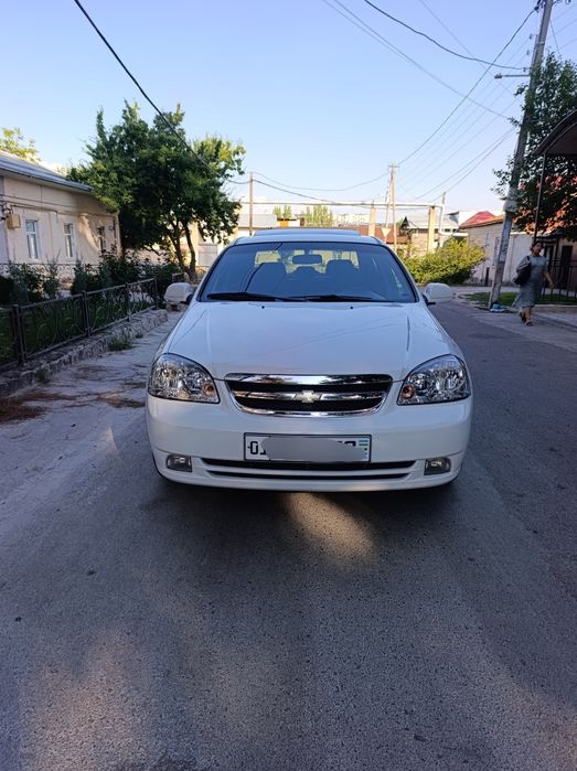 Lasetti 1.6 avtomat 2013