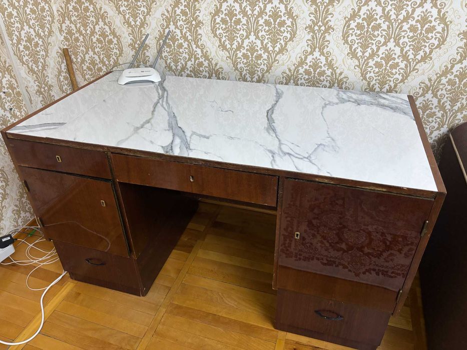 Большой рабочий стол