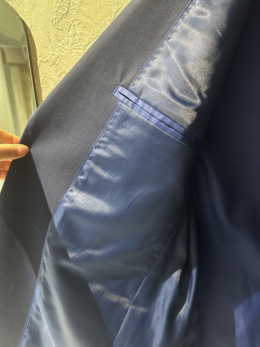 Костюм выходной, школьный.