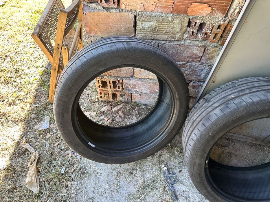 Продавам гуми Мишелин 19 в отлично състояние